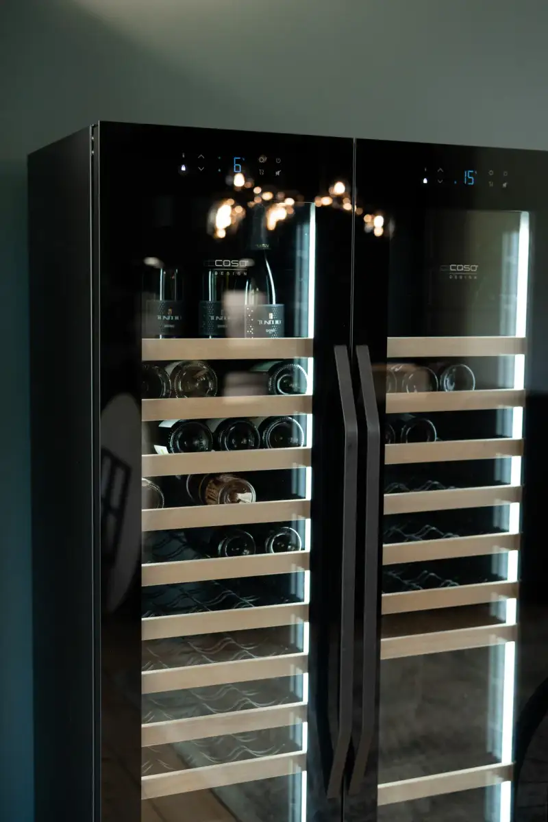 Klimatisierter Weinkühlschrank im UnternehmerQuartier